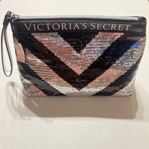 NWT - Victoria's Secret Black & Silver Sequin Chevron Wristlet